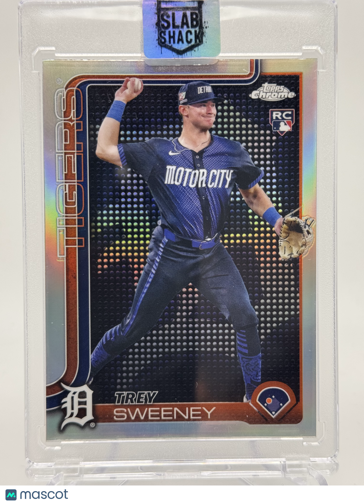 2025 TOPPS CHROME TREY SWEENEY LIGHTBOARD REFRACTOR RC SP