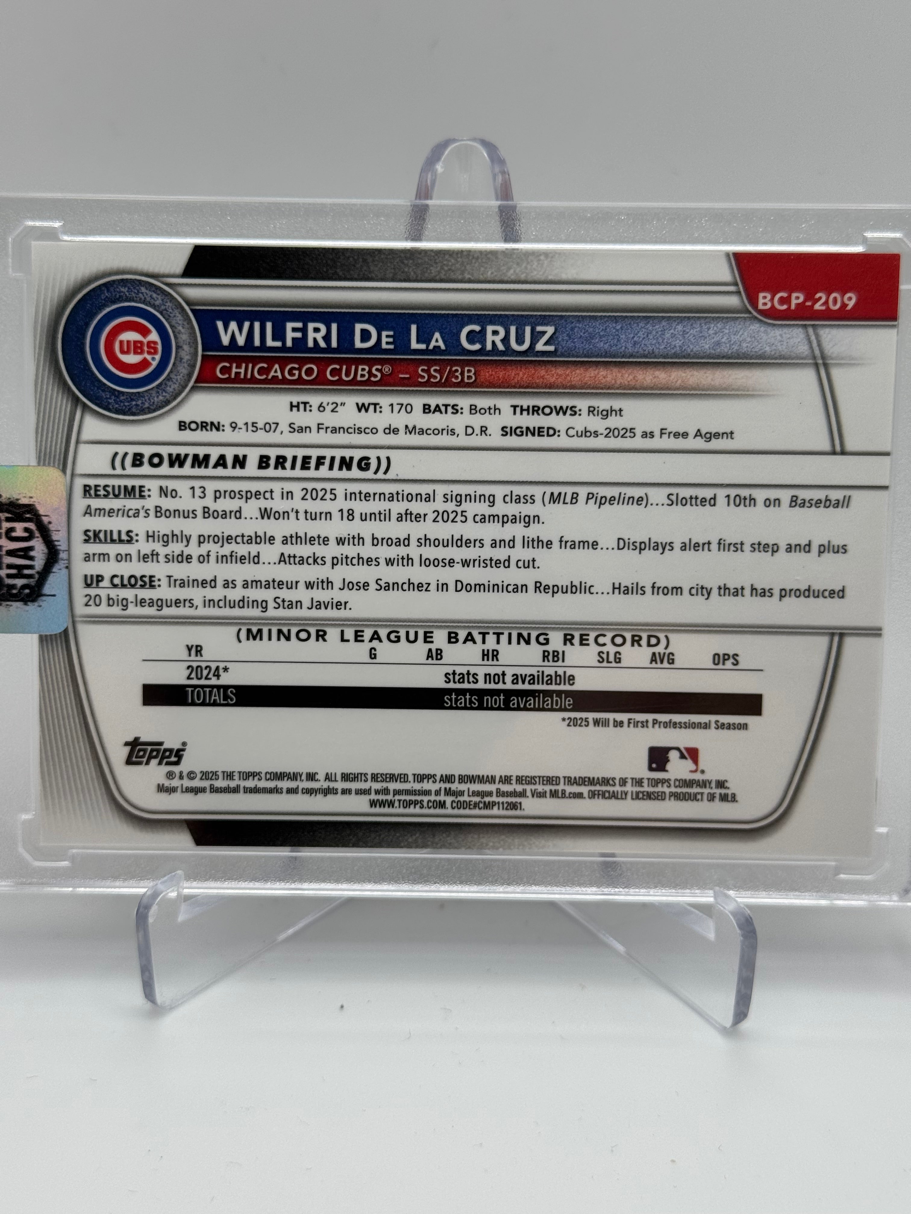 2025 BOWMAN CHROME WILFRI DE LA CRUZ 1ST PROSPECT ORANGE SHIMMER REF. /25 RC
